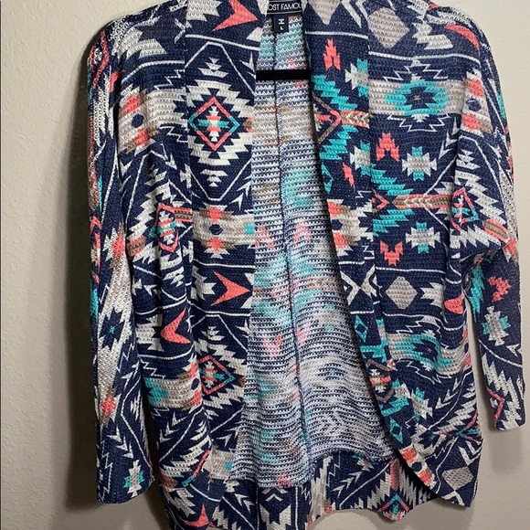 Aztec cardigan - Picture 1 of 3